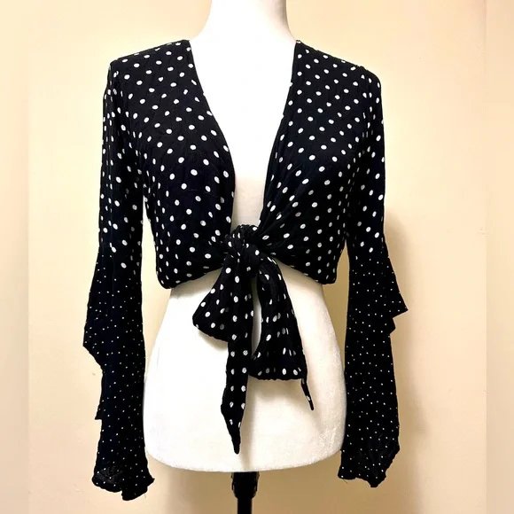 Seven Wonders Black White Spots Crop Top w Tie Wide Bell Sleeves Shirt Blouse 6 - Picture 7 of 16